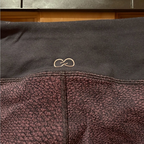CALIA Leggings Women Size XS High Rise Jacquard Texture Plum Black Active - Picture 4 of 9